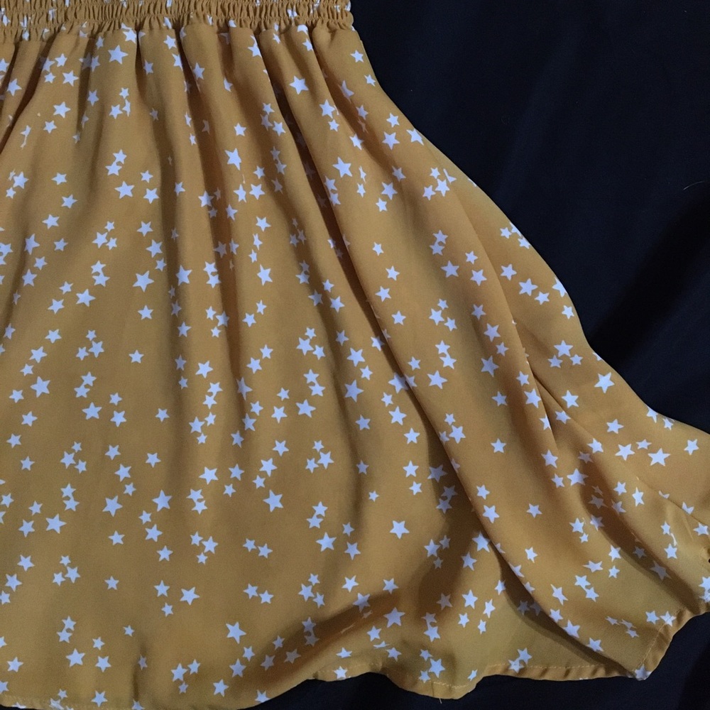 Dress - Picture 4 of 4